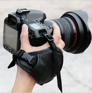 Ремни для фотоаппаратов: кистевые, нашейные, через плечо в Украине - PYN
